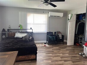 3633 SW 12th Ct in Fort Lauderdale, FL - Building Photo - Building Photo