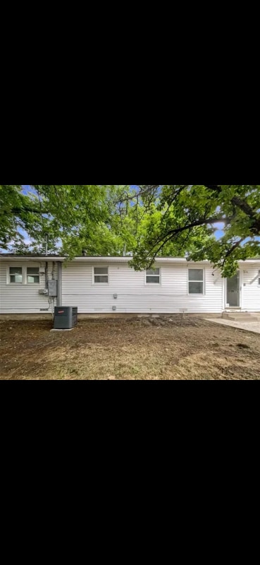 3604 Katrine St in Haltom City, TX - Building Photo - Building Photo
