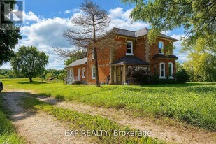 9679 Hunsden Sideroad in Caledon, ON - Building Photo