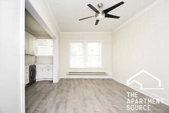 327 Kedzie St, Unit 2 in Evanston, IL - Foto de edificio - Building Photo