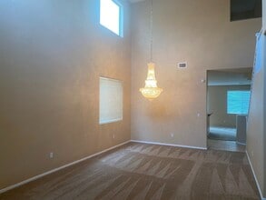 257 Rusty Plank Ave in Las Vegas, NV - Building Photo - Building Photo