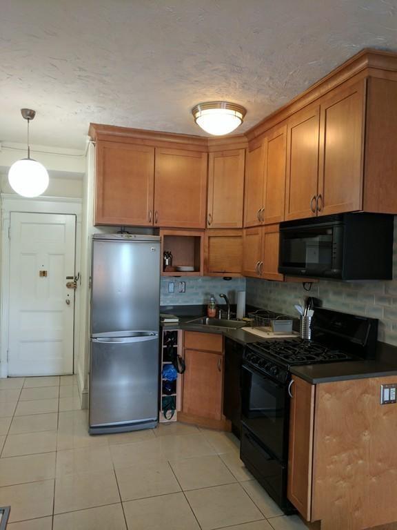8 Garrison St, Unit 705 in Boston, MA - Building Photo - Building Photo