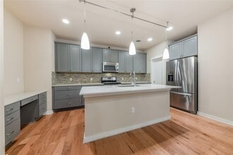 4406 Banister Ln in Austin, TX - Building Photo - Building Photo
