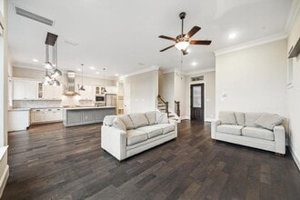 5739 Concha Ln in Houston, TX - Building Photo - Building Photo