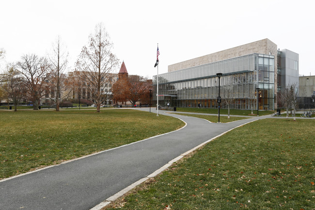 Casas Alquiler en Mid Cambridge, MA