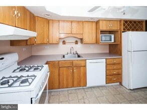 225 Brennen Dr in Newark, DE - Building Photo - Building Photo