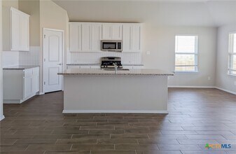 139 Spiny Lizard Ln in San Marcos, TX - Building Photo - Building Photo