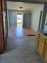 56 Nichols Dr in Louisville, KY - Building Photo - Building Photo