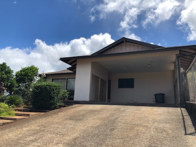 2950 Ala Puumalu Pl in Honolulu, HI - Building Photo