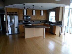 505 E 6th St-Unit -1 in Charlotte, NC - Building Photo - Building Photo