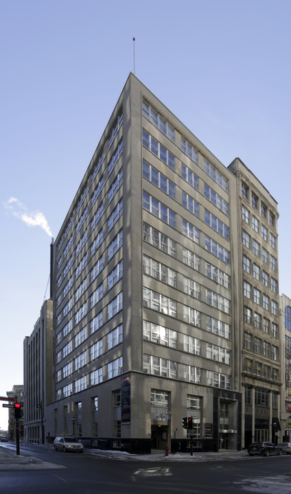 200 Saint-Jacques in Montréal, QC - Building Photo