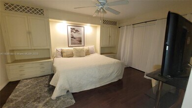 4650 Washington St in Hollywood, FL - Building Photo - Building Photo