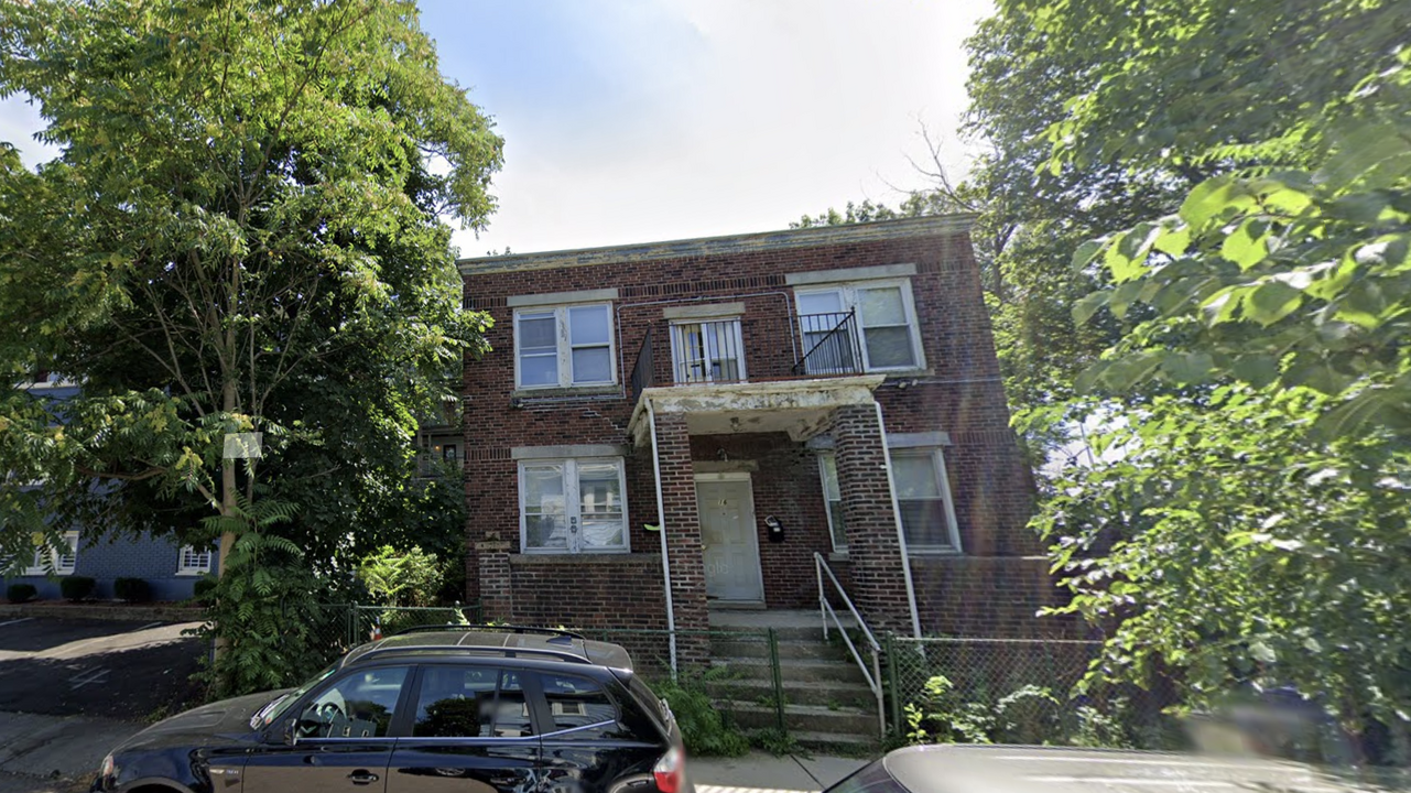 16 Copenger St, Unit 2 in Roxbury Crossing, MA - Foto de edificio