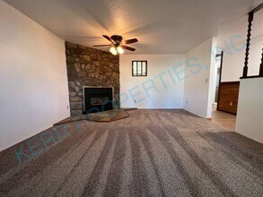 18138 Seaman Ave in Sandy, OR - Building Photo - Building Photo