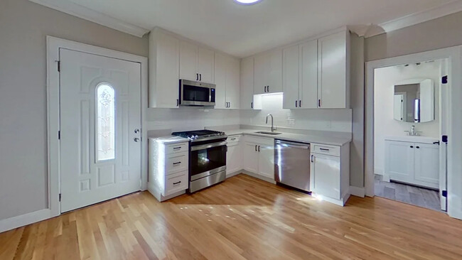 57 Hemman St, Unit 1