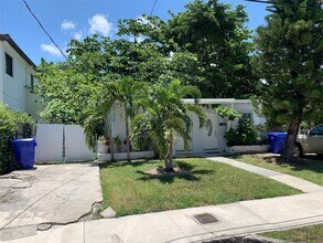 3032 New York St in Miami, FL - Building Photo - Building Photo