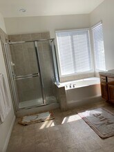 11013 Dawson Falls Ave in Bakersfield, CA - Building Photo - Building Photo