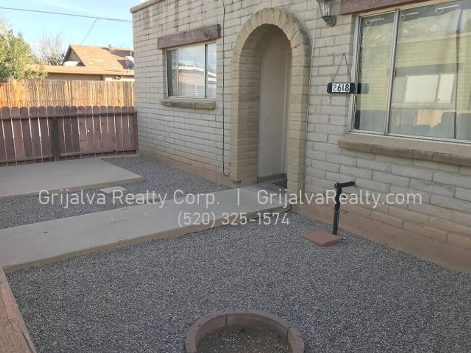 2614 N Winstel Blvd-Unit -2618 in Tucson, AZ - Building Photo