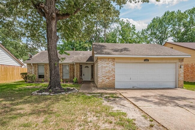 2606 Lexington Woods Dr in Spring, TX - Building Photo - Building Photo