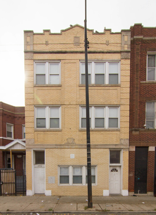 3743 W Division St in Chicago, IL - Building Photo