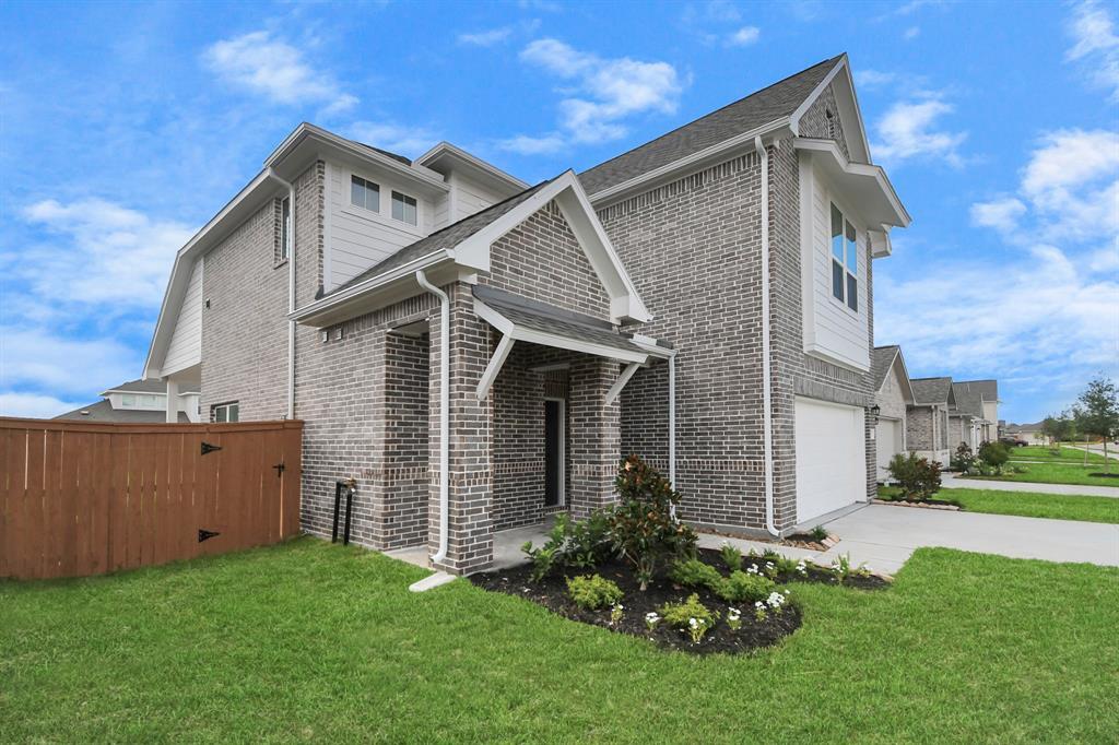 10506 Wildflower Vw Dr in Rosharon, TX - Foto de edificio