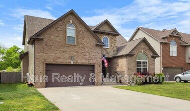 752 Cavalier Dr in Clarksville, TN - Building Photo - Building Photo