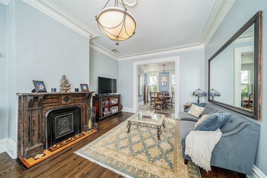 343 Webster Ave in Jersey City, NJ - Building Photo