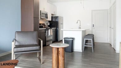 9301 Summit Centre Way, Unit 4307 in Orlando, FL - Building Photo - Building Photo