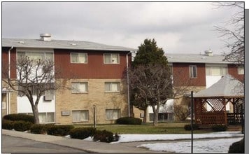 Reside 3031 Apartments in Lansing, MI - Foto de edificio - Building Photo