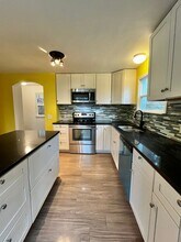 1305 Cottman Ave in Bremerton, WA - Building Photo - Building Photo