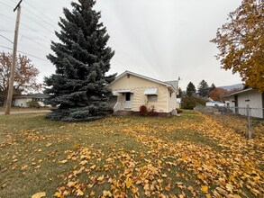 105 3rd Ave W in Columbia Falls, MT - Building Photo - Building Photo