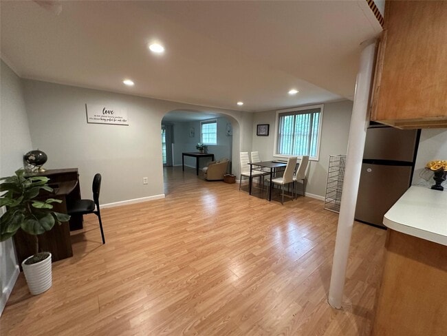 property at 3 Partridge Ln
