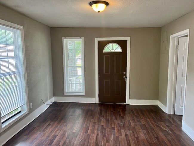 1400 W Huntington Ave in Jonesboro, AR - Building Photo - Building Photo