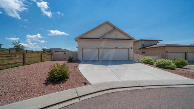 9916 Wolf Lake Drive in Colorado Springs, CO - Building Photo - Building Photo