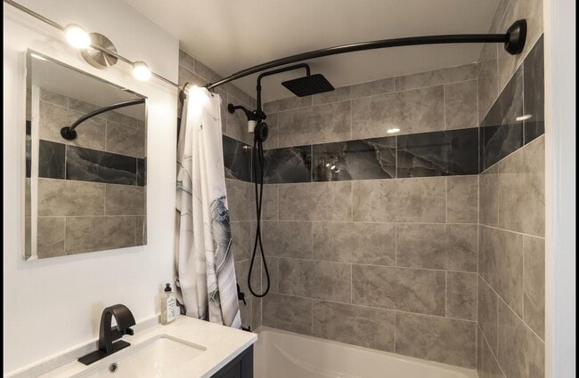66800 San Rafael Rd, Unit A in Desert Hot Springs, CA - Building Photo - Building Photo