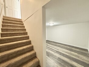 Sundale Townhomes in Sun Prairie, WI - Building Photo - Building Photo