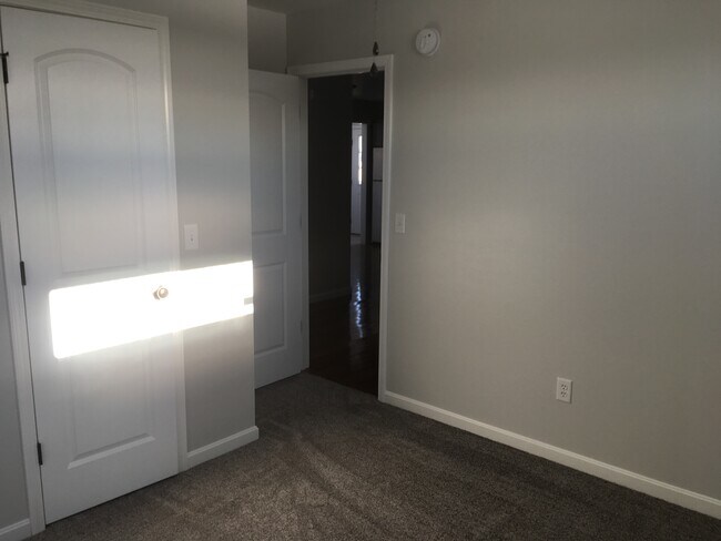 3 Amos Dr in Washington, IN - Building Photo - Building Photo