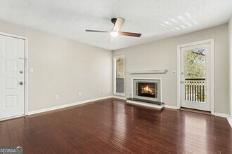 918 Dunbar Dr in Dunwoody, GA - Building Photo - Building Photo