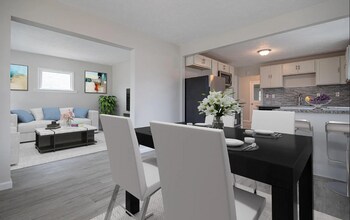 18708 Arrowhead Ave in Cleveland, OH - Building Photo - Building Photo