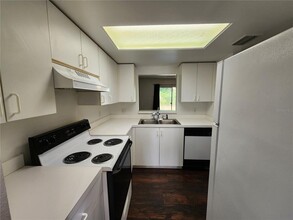 4315 Azora Rd in Spring Hill, FL - Building Photo - Building Photo