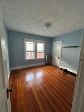 84 Brayton Rd, Unit 2 in Boston, MA - Foto de edificio - Building Photo