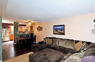 10694 E Asbury Ave in Aurora, CO - Building Photo - Building Photo