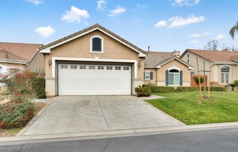 10556 E Greenbury Way in Clovis, CA - Building Photo - Building Photo