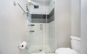 355 E Ohio St in Indianapolis, IN - Building Photo - Building Photo