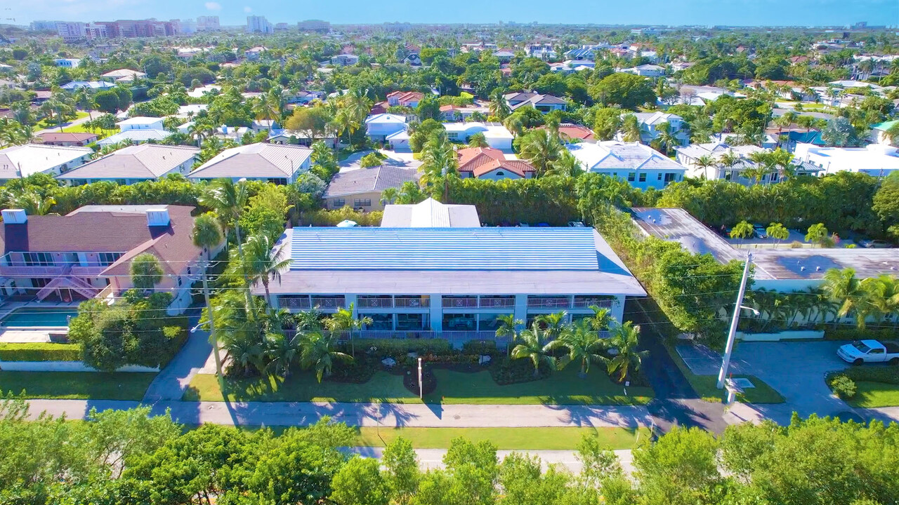 Ocean Villa Apartments in Boca Raton, FL - Foto de edificio