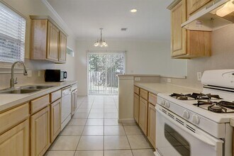 308 Blackson Ave in Austin, TX - Building Photo - Building Photo