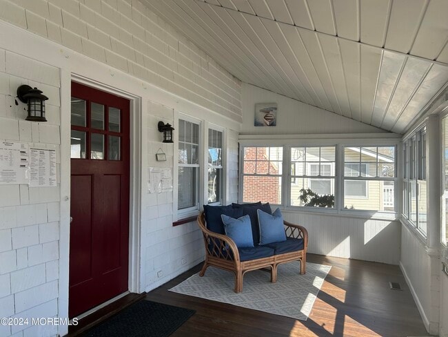 209 Atlantic Ave in Point Pleasant Beach, NJ - Building Photo - Building Photo