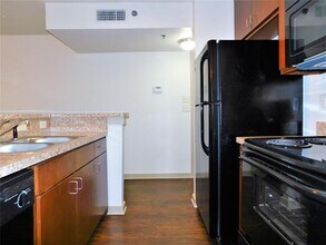 1512 N Elm St in Denton, TX - Building Photo - Building Photo