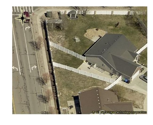 property at 6672 W Valley Oak Dr