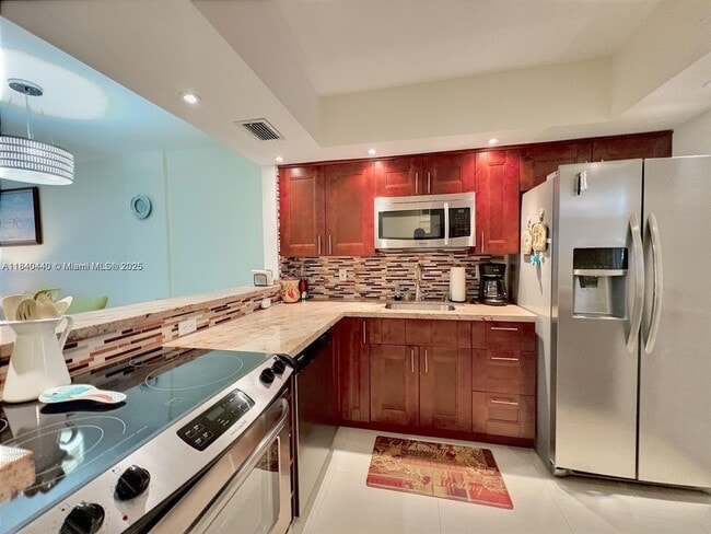 property at 1333 E Hallandale Beach Blvd